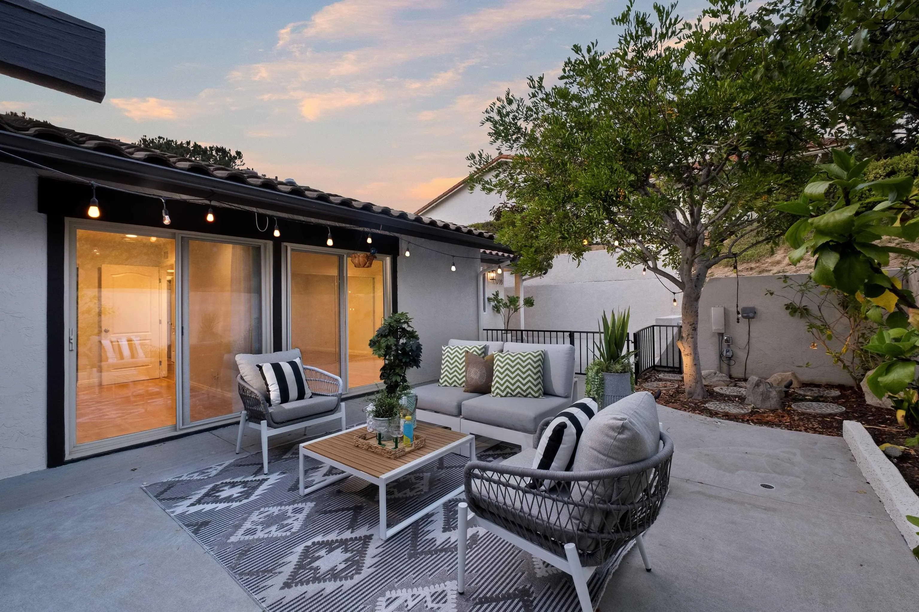 17976 Sencillo Lane