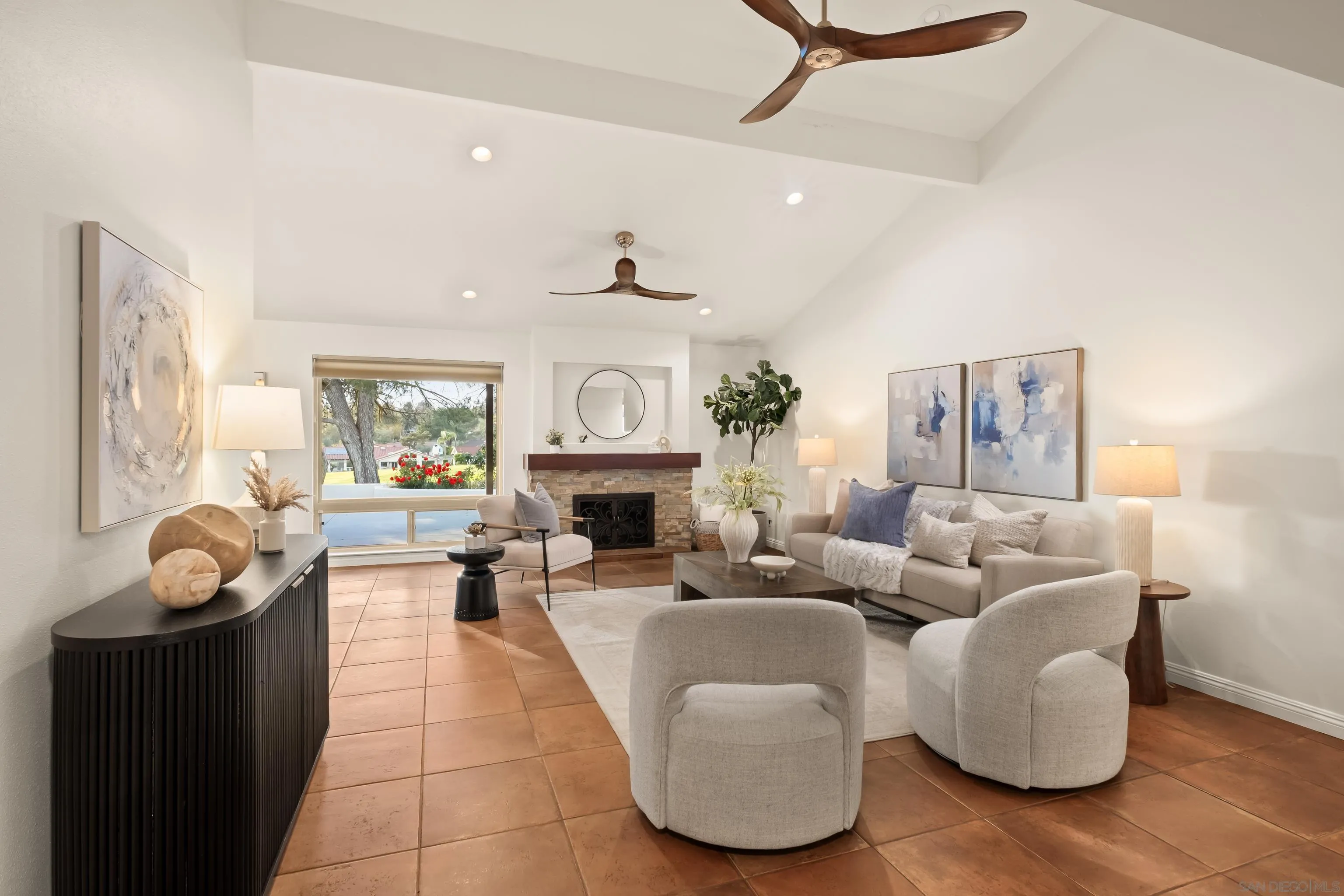 17976 Sencillo Lane