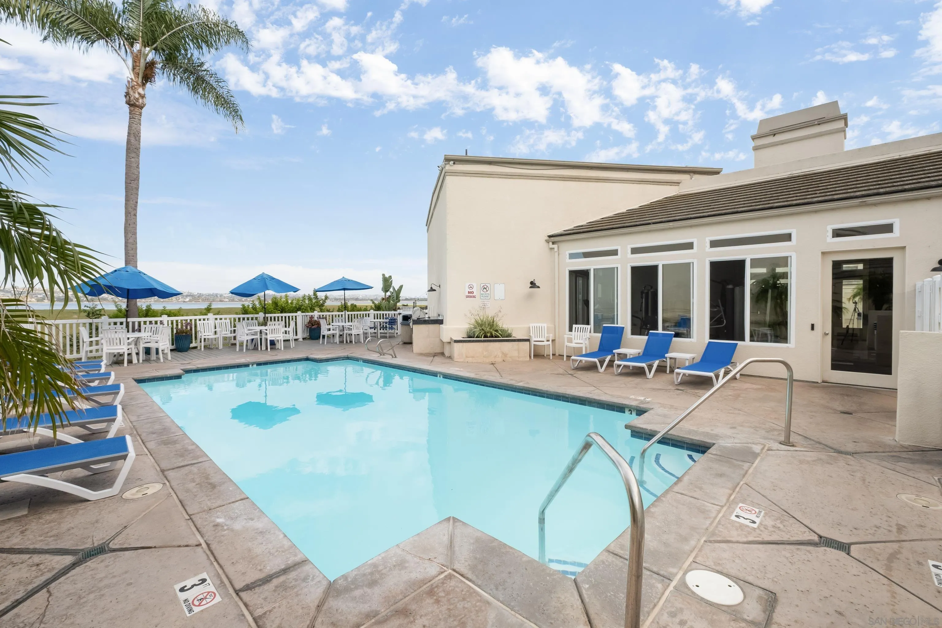 4015 Crown Point Unit 104