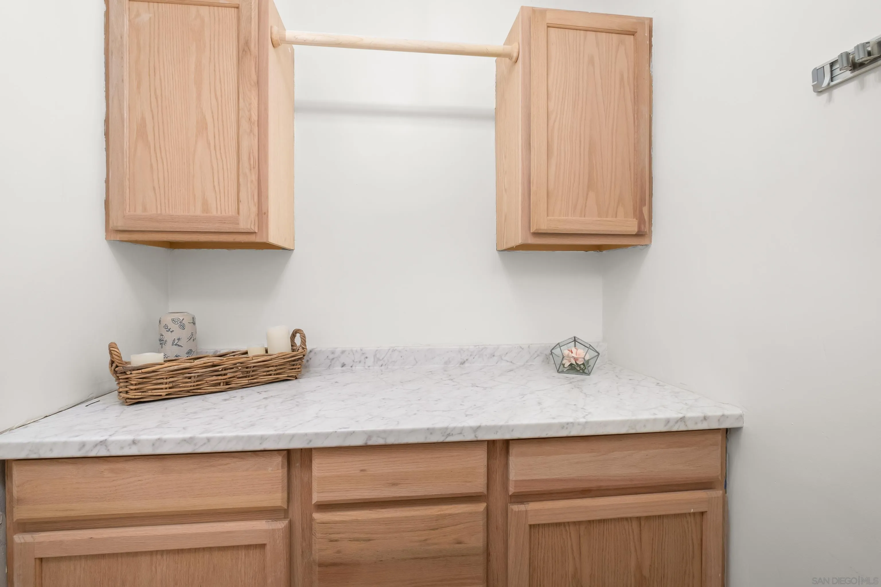 4015 Crown Point Unit 104