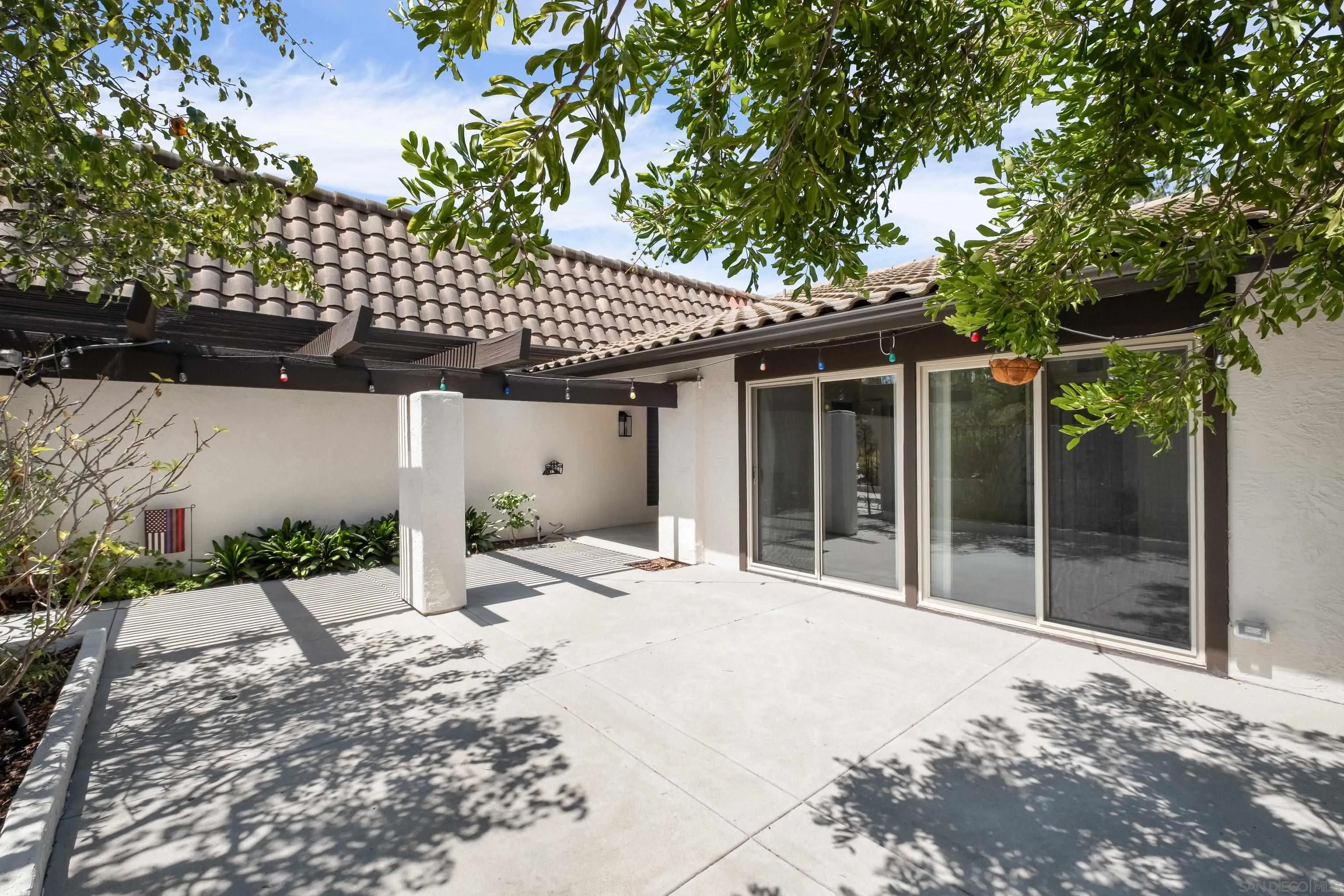 17976 Sencillo Lane