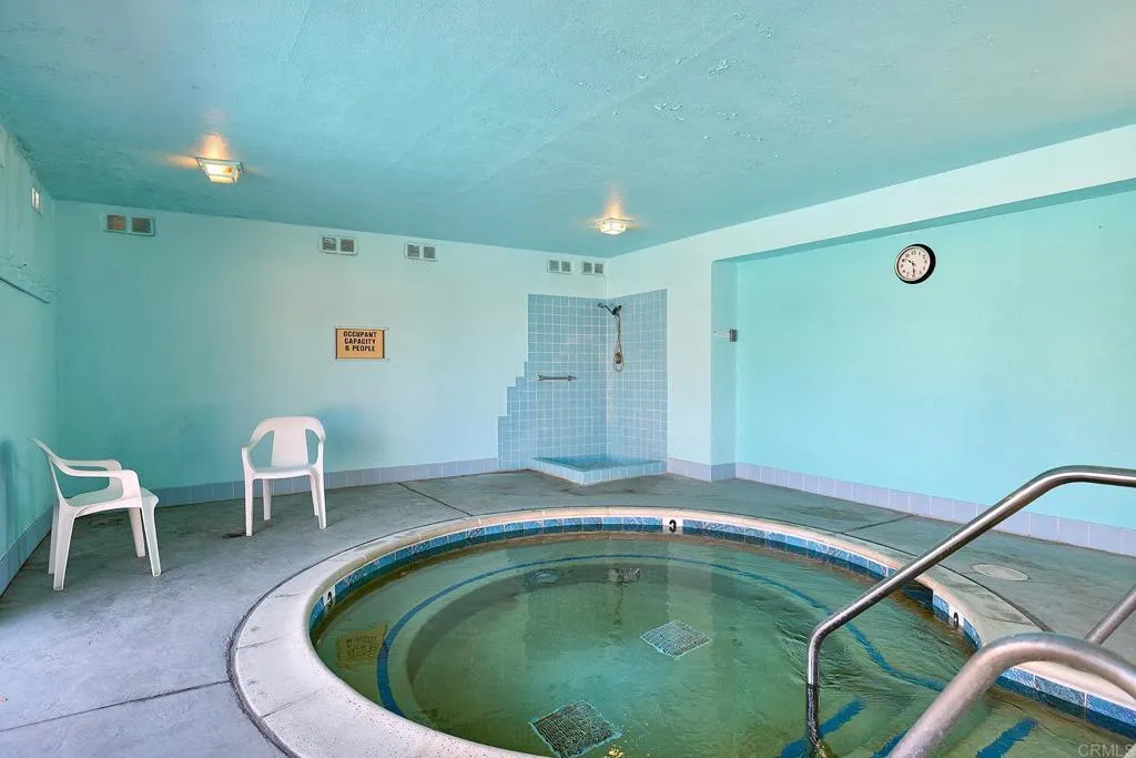 1195 La Moree Road Unit 42