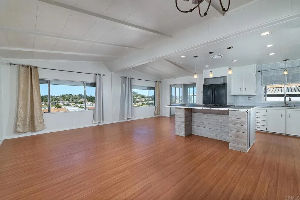 1195 La Moree Road Unit 42