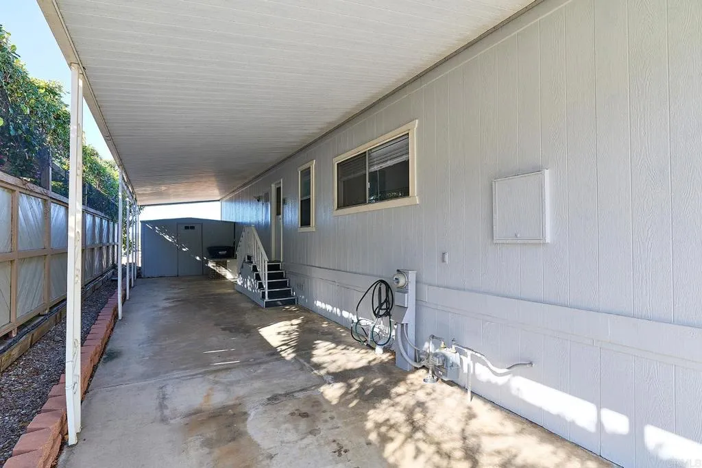 1195 La Moree Road Unit 42