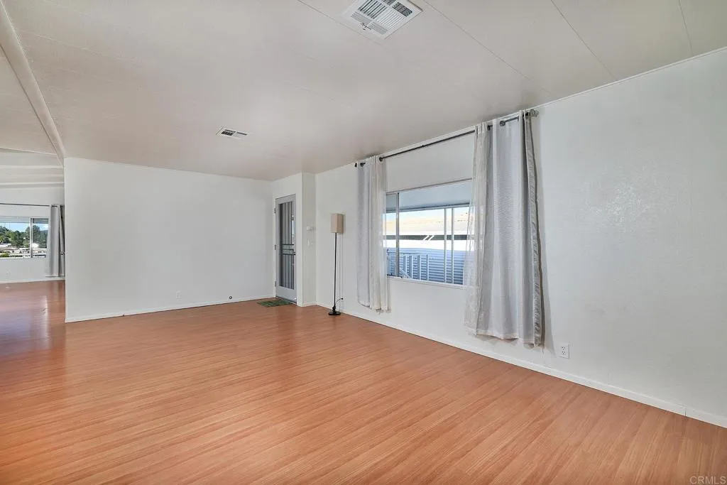1195 La Moree Road Unit 42