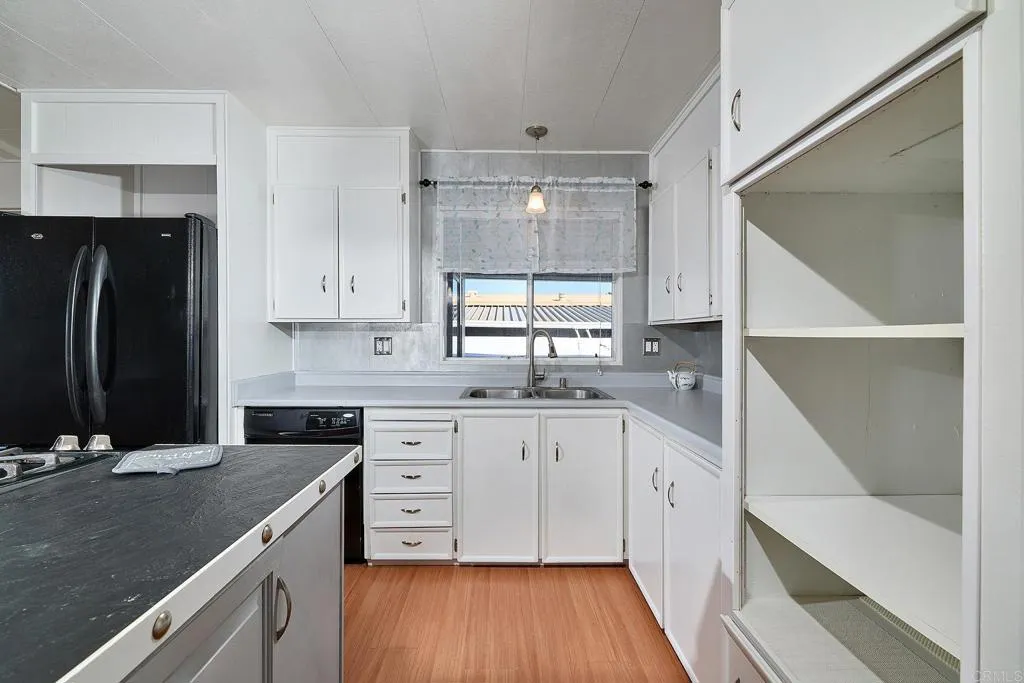 1195 La Moree Road Unit 42