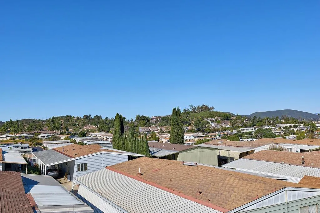 1195 La Moree Road Unit 42