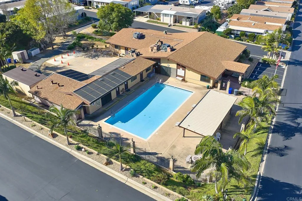 1195 La Moree Road Unit 42