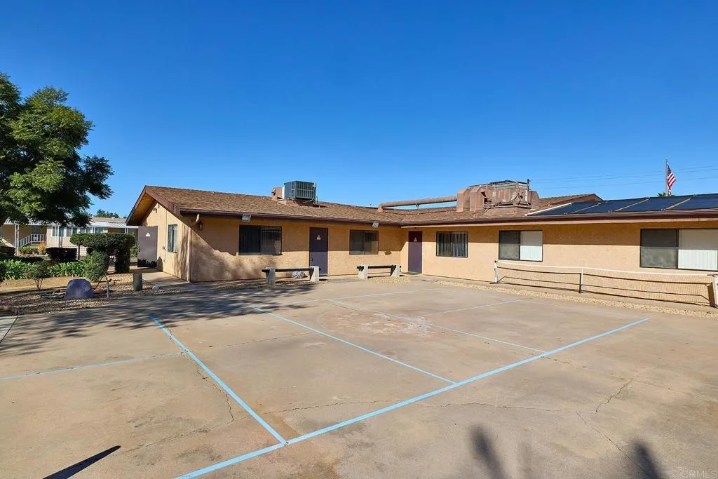 1195 La Moree Road Unit 42