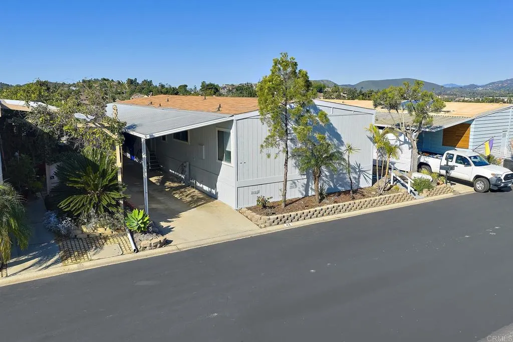 1195 La Moree Road Unit 42