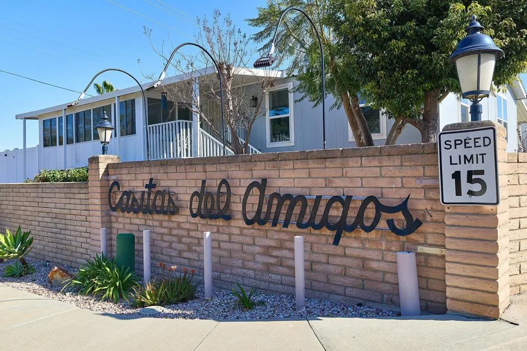 1195 La Moree Road Unit 42