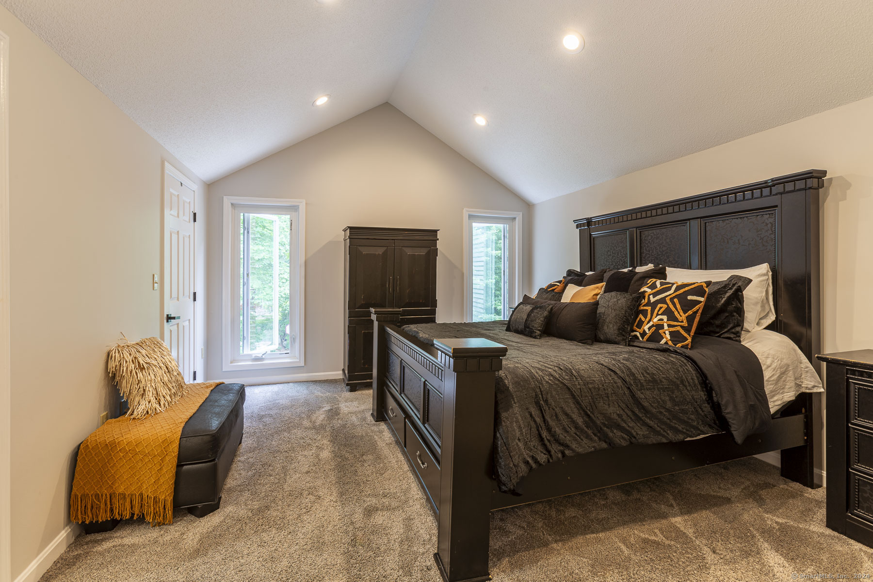 30 Dennison Ridge