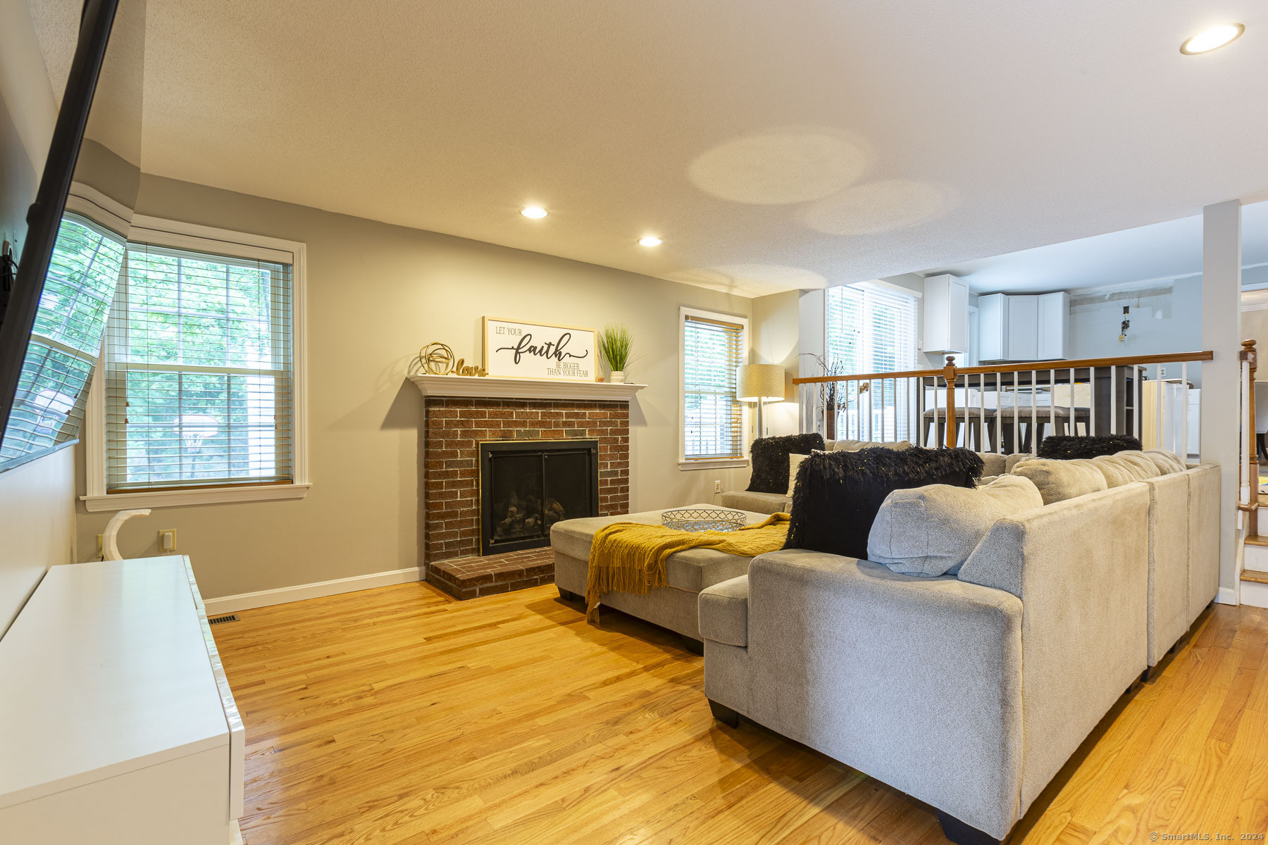 30 Dennison Ridge