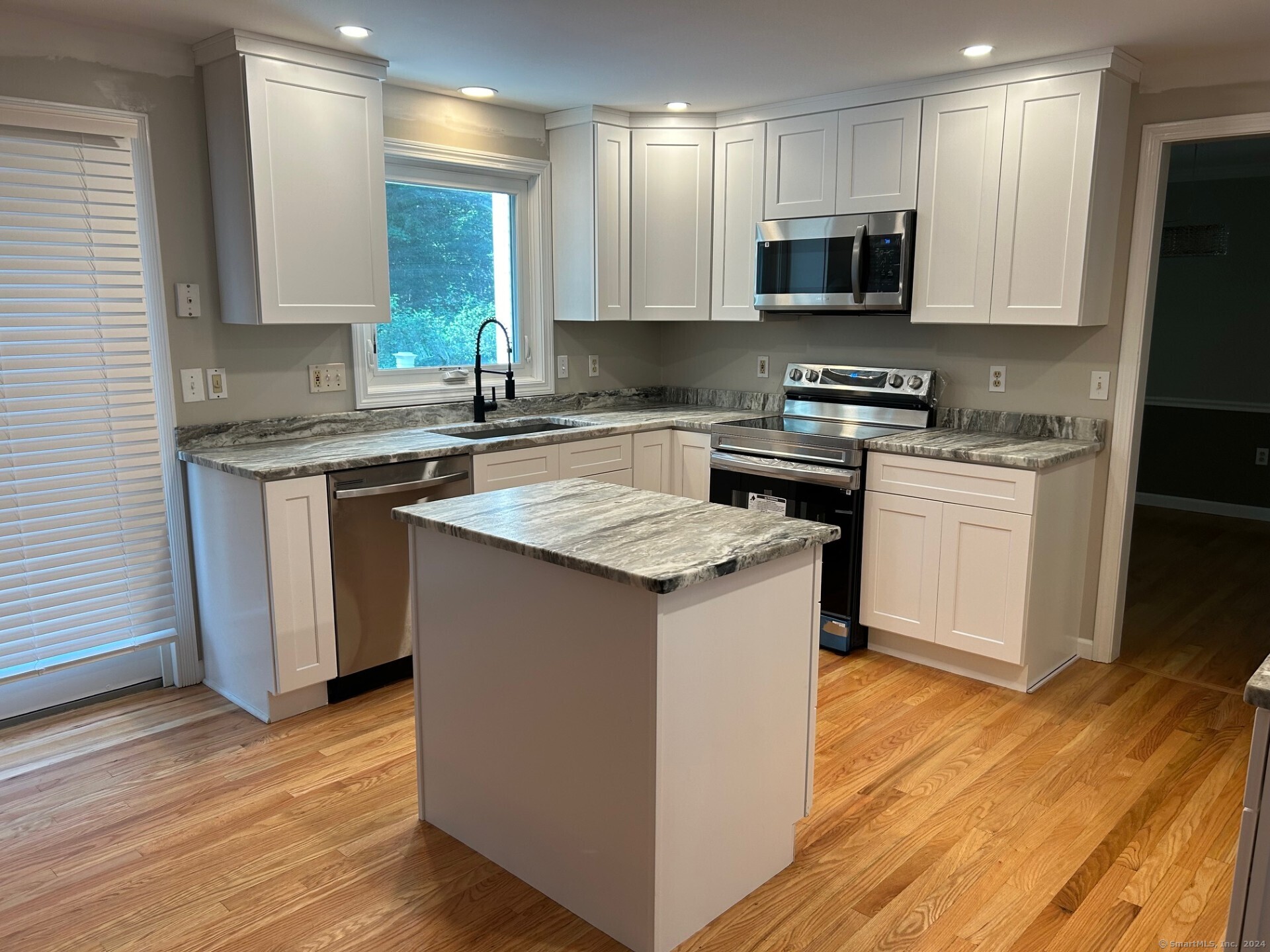 30 Dennison Ridge