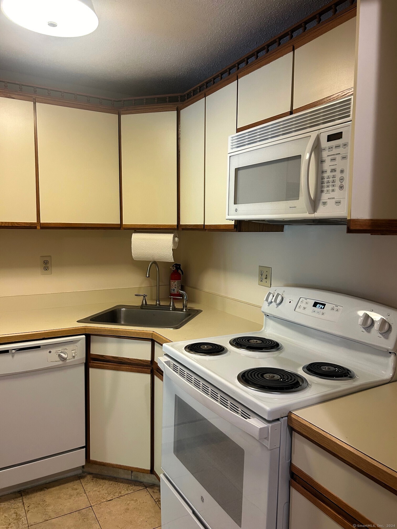 421 Tolland Street 203