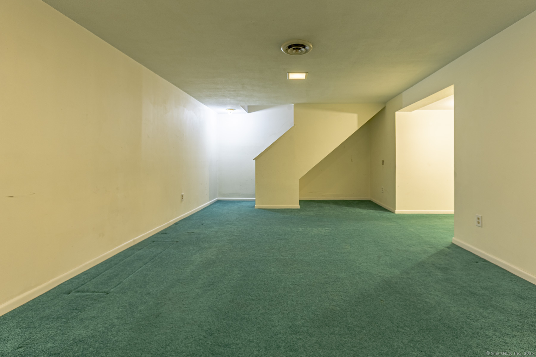 8 Ambassador Drive C