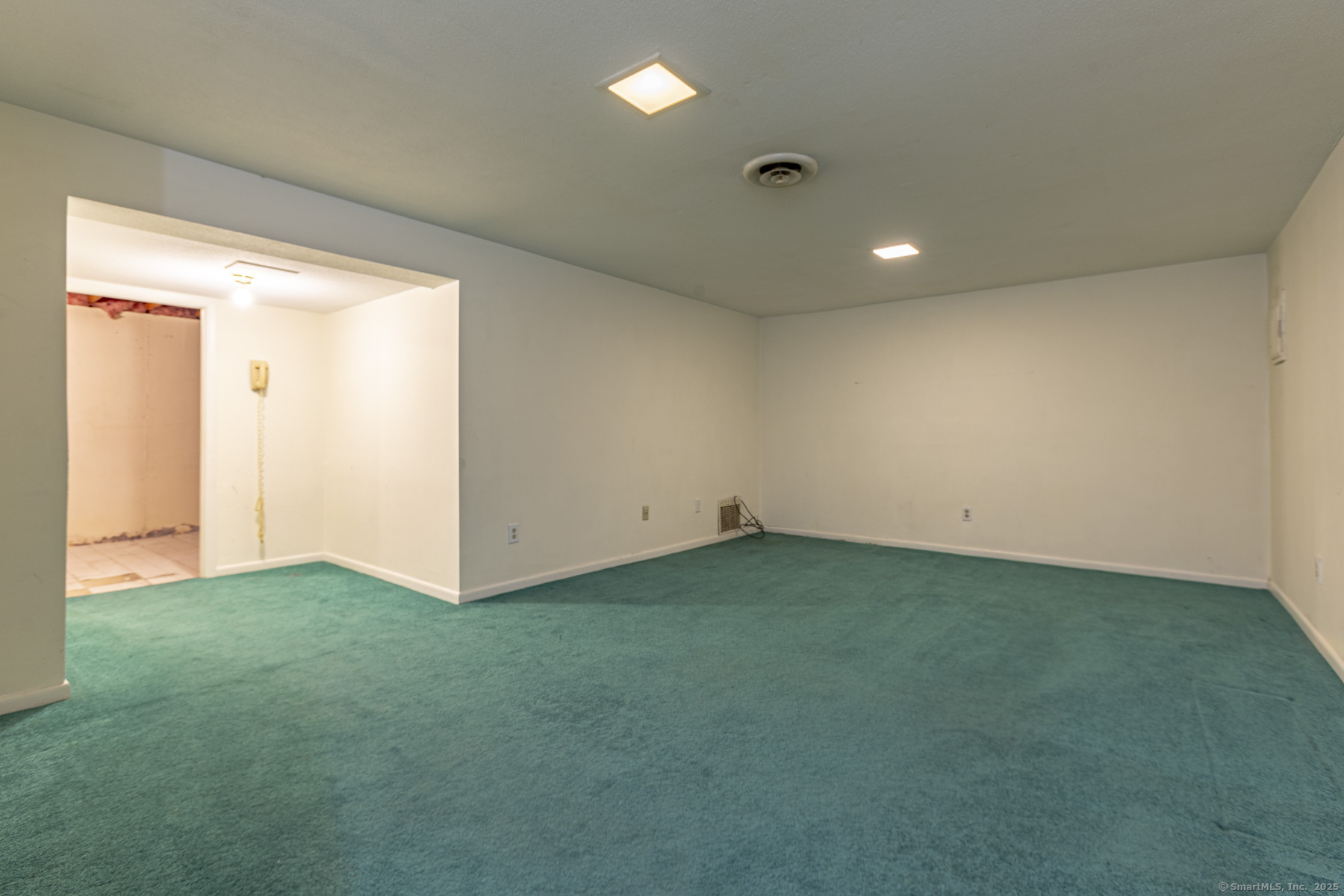 8 Ambassador Drive C