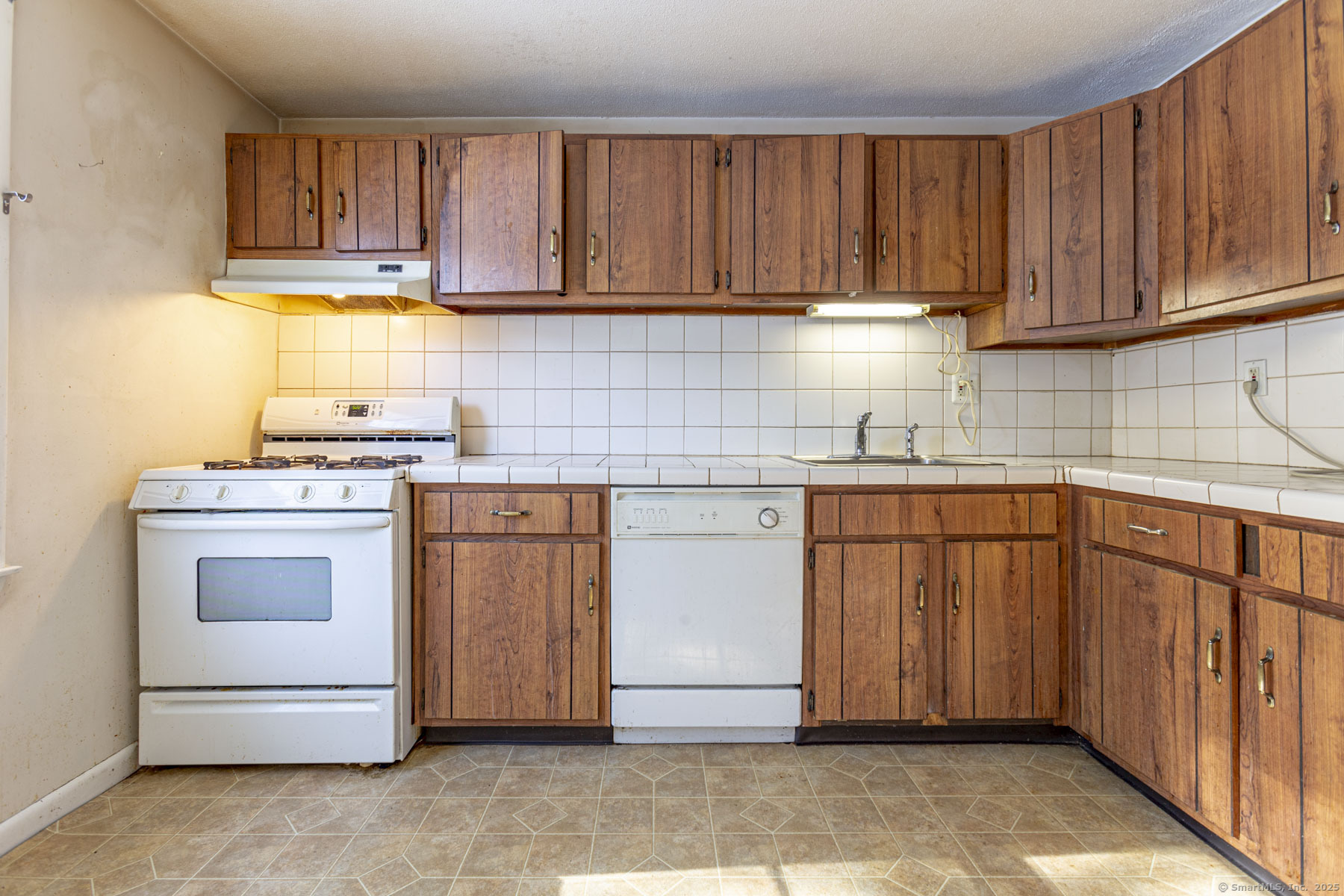 8 Ambassador Drive C