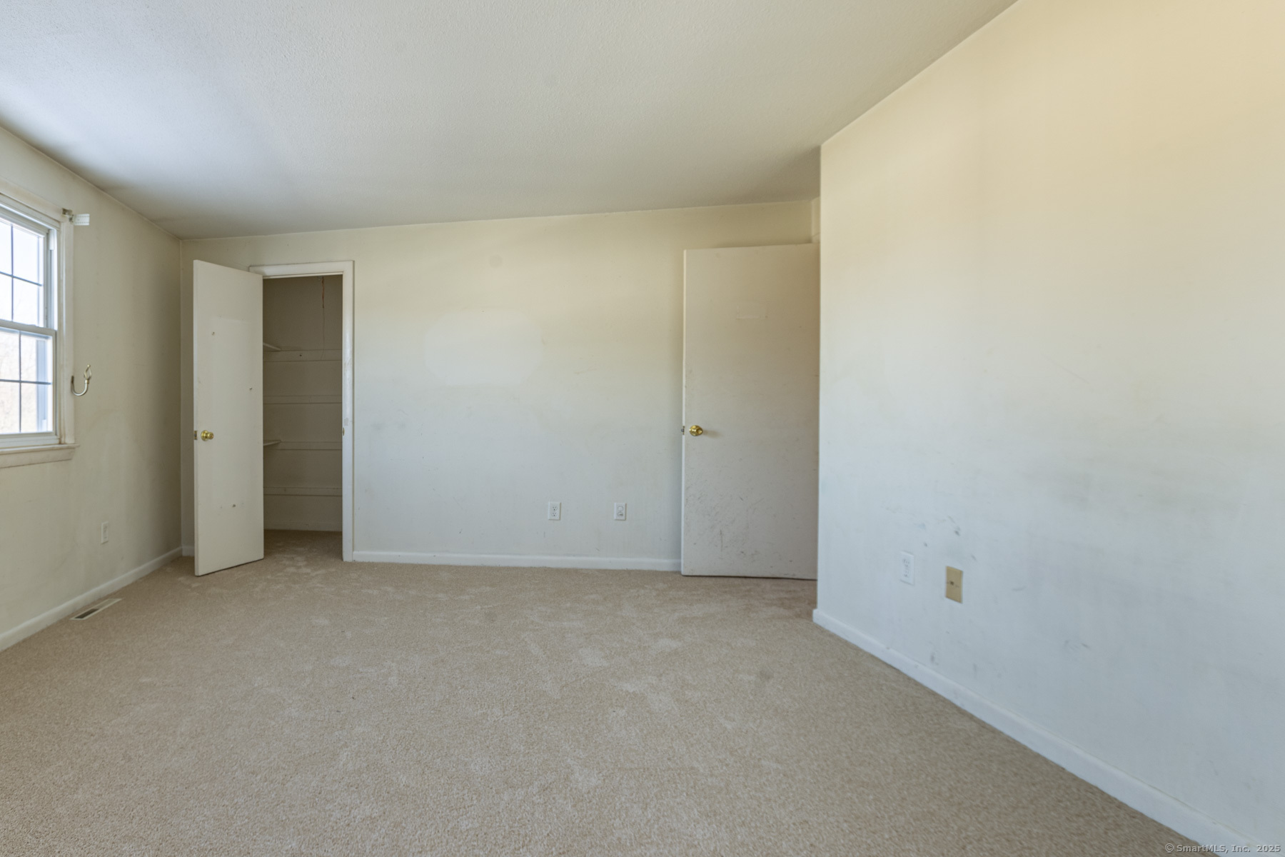 8 Ambassador Drive C