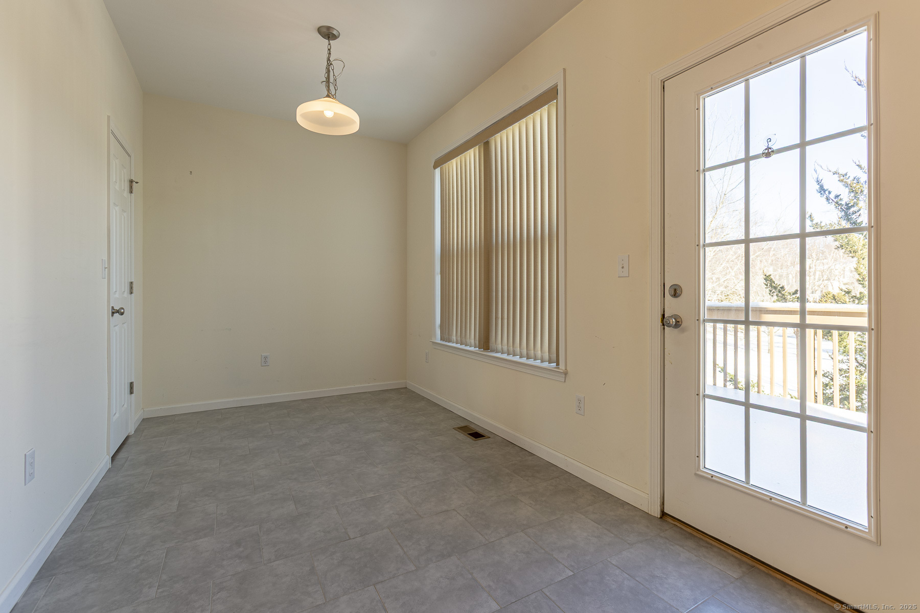 6 Jacobi Drive 6