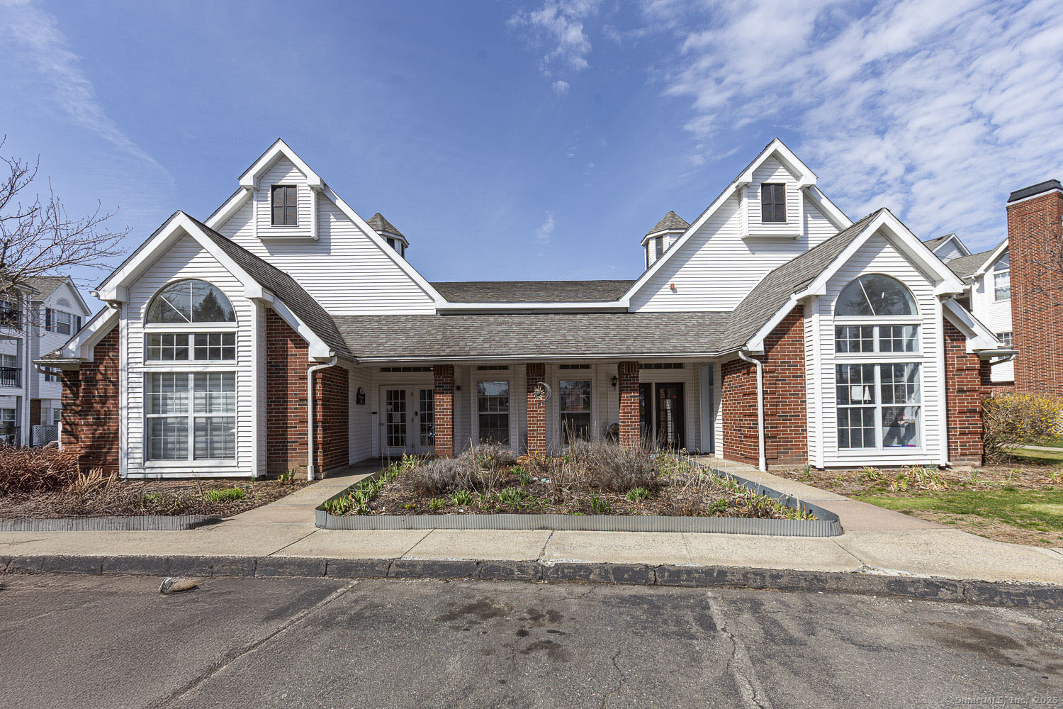 31 High Street APT 3202