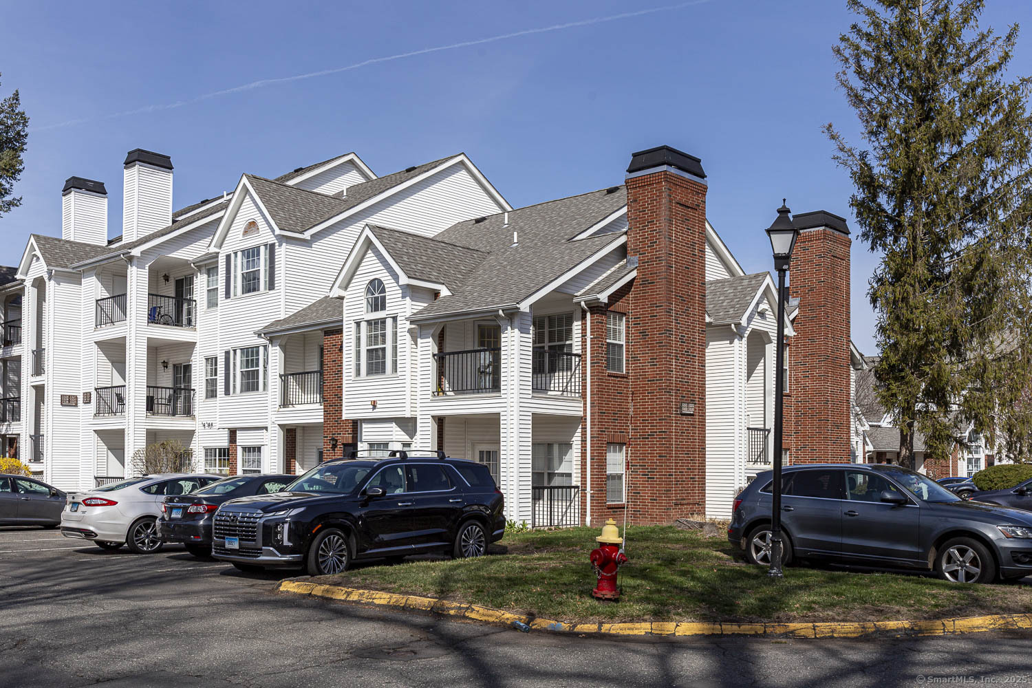 31 High Street APT 3202