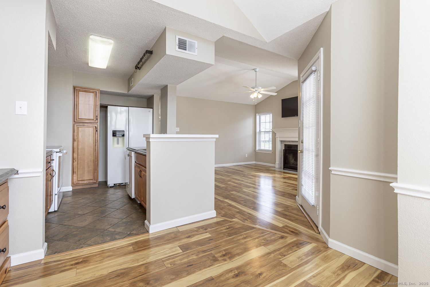 31 High Street APT 3202