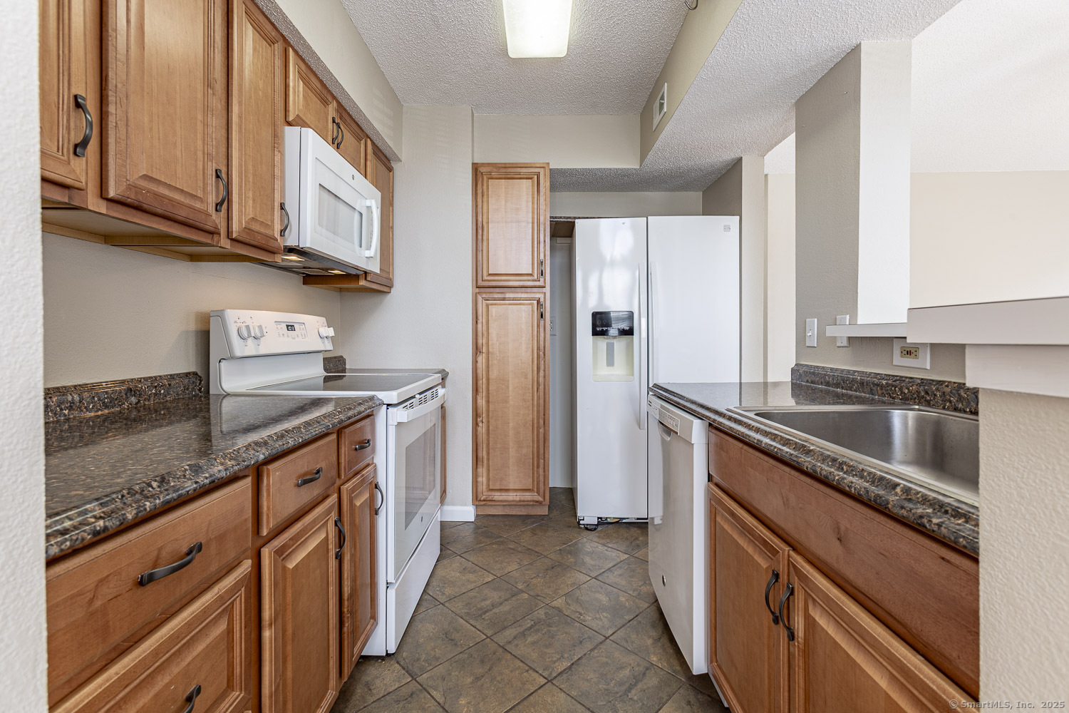 31 High Street APT 3202