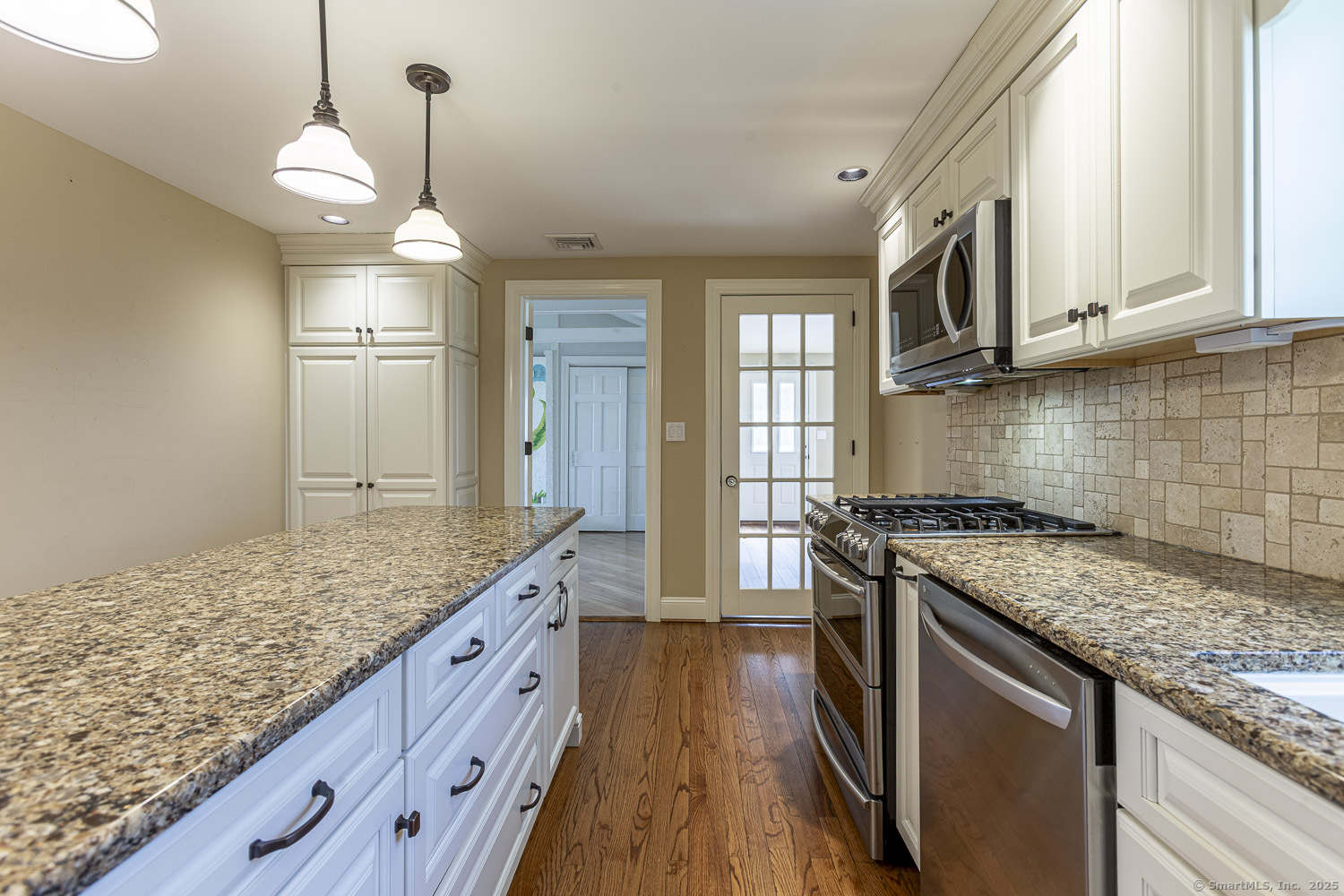 7 Grandview Terrace