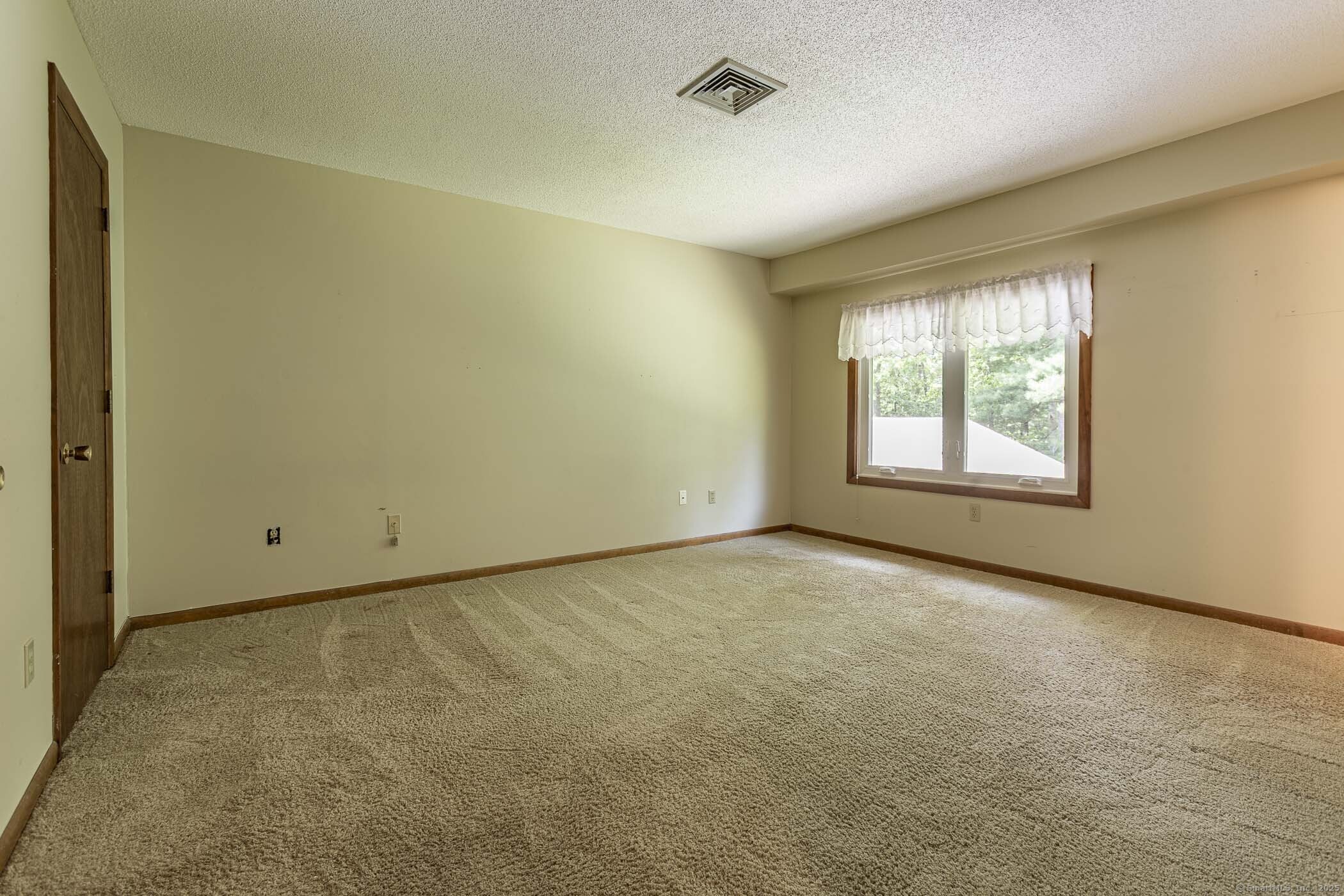 441 South Main Street APT 11