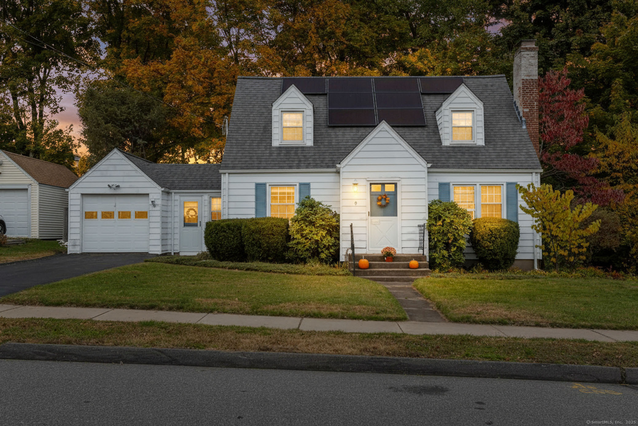 9 Deepwood Drive