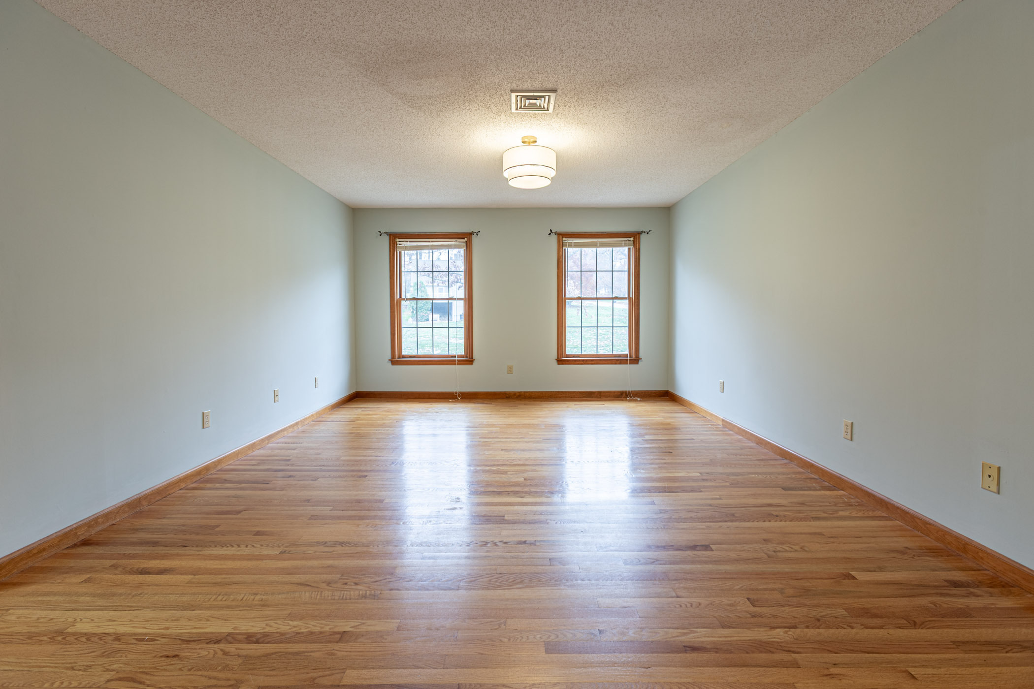 112 Jacqueline Drive