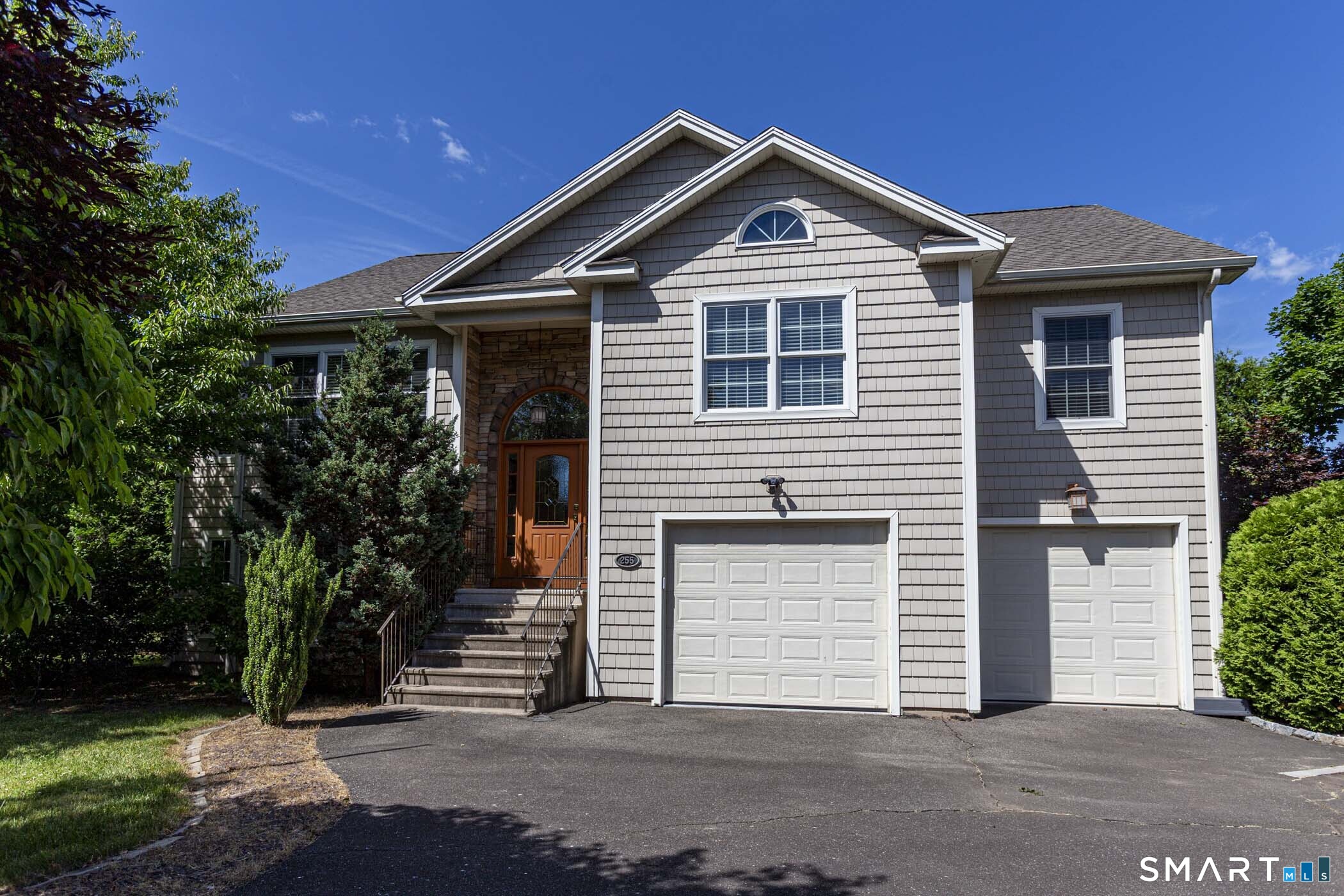 255 East Road