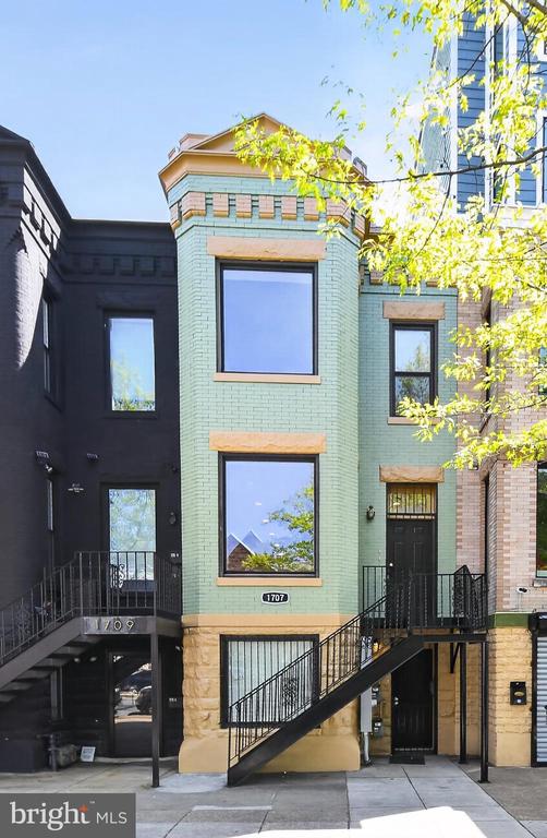 1707 N CAPITOL STREET NE Unit: UNIT 1