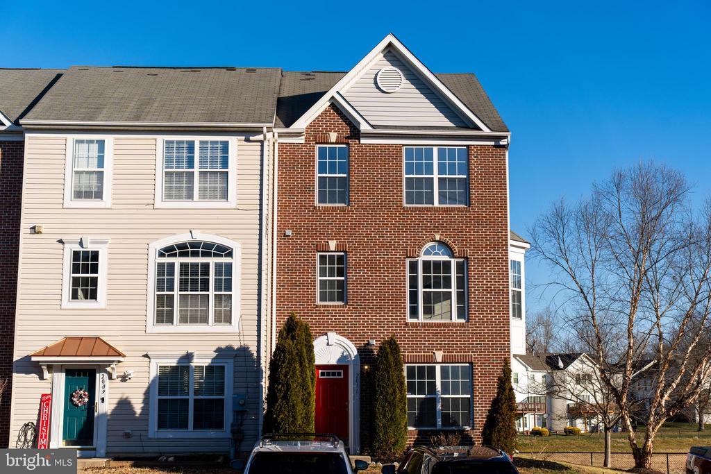 2011 WEITZEL COURT