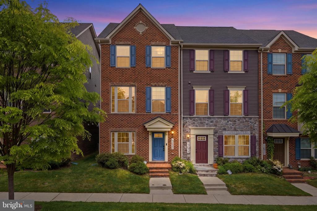 13634 CROSSBILL ALLEY