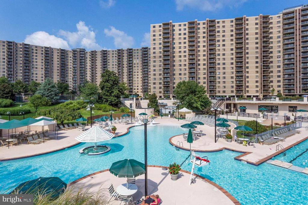 203 YOAKUM PARKWAY Unit: 1217
