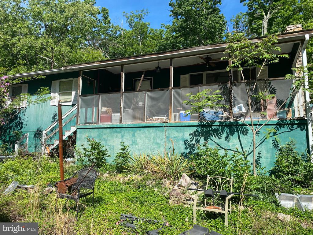 224 HAWK TRAIL