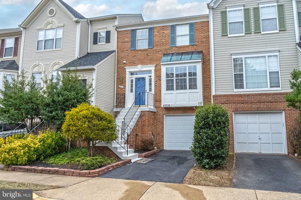 6914 KERRYWOOD CIR.