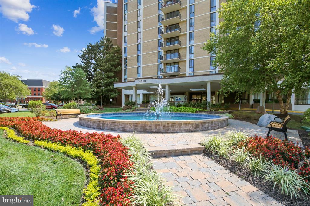 6800 FLEETWOOD ROAD Unit: 1206