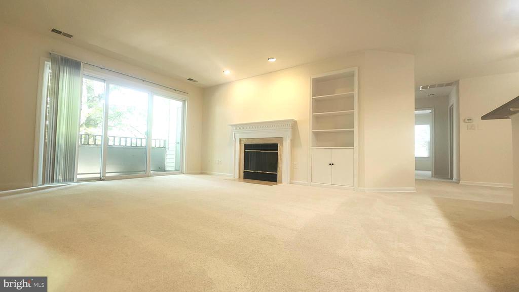 7705 LAFAYETTE FOREST DRIVE Unit: 77