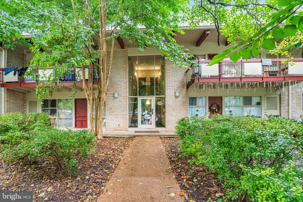 4309 AMERICANA DRIVE Unit: 10