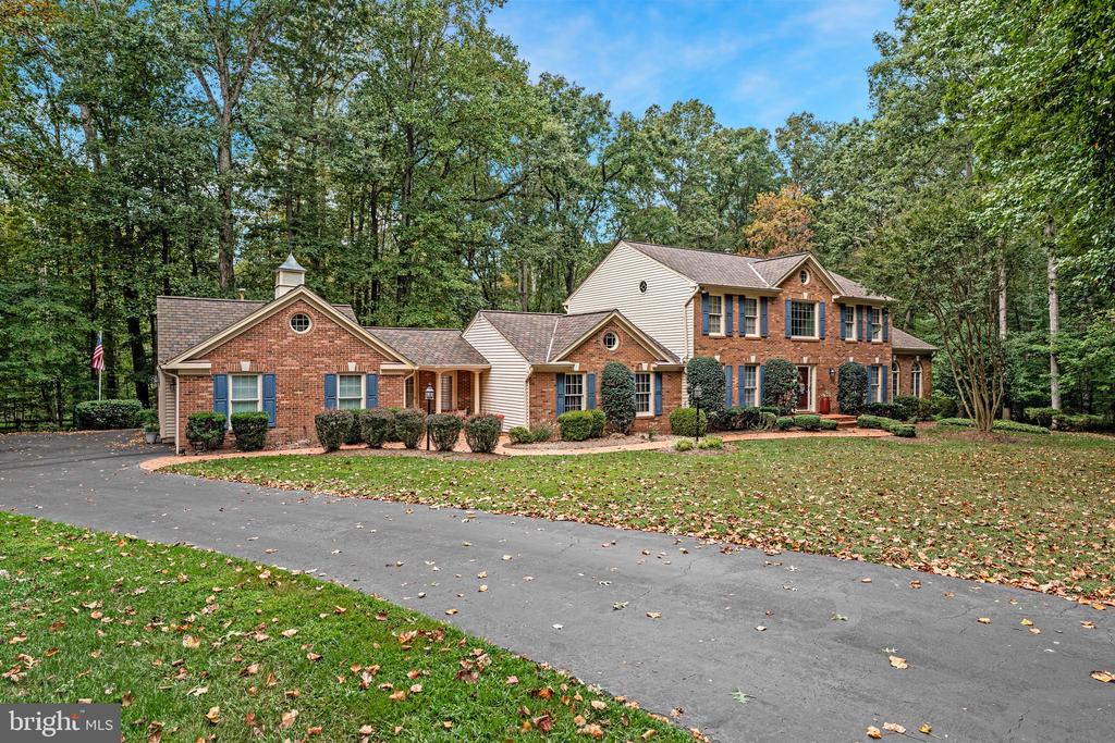 6220 WINSLOW COURT