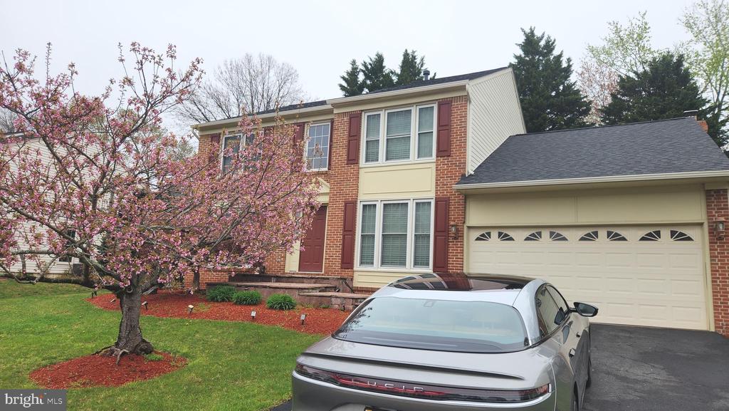 6453 SPRINGHOUSE CIRCLE
