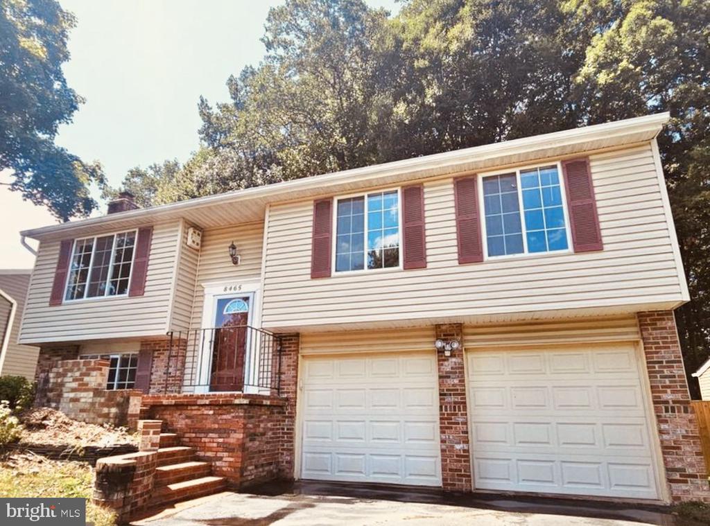 8465 SUMMER BREEZE LANE