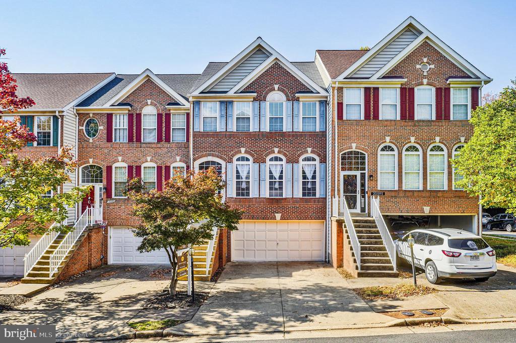 20597 GLENMERE SQUARE
