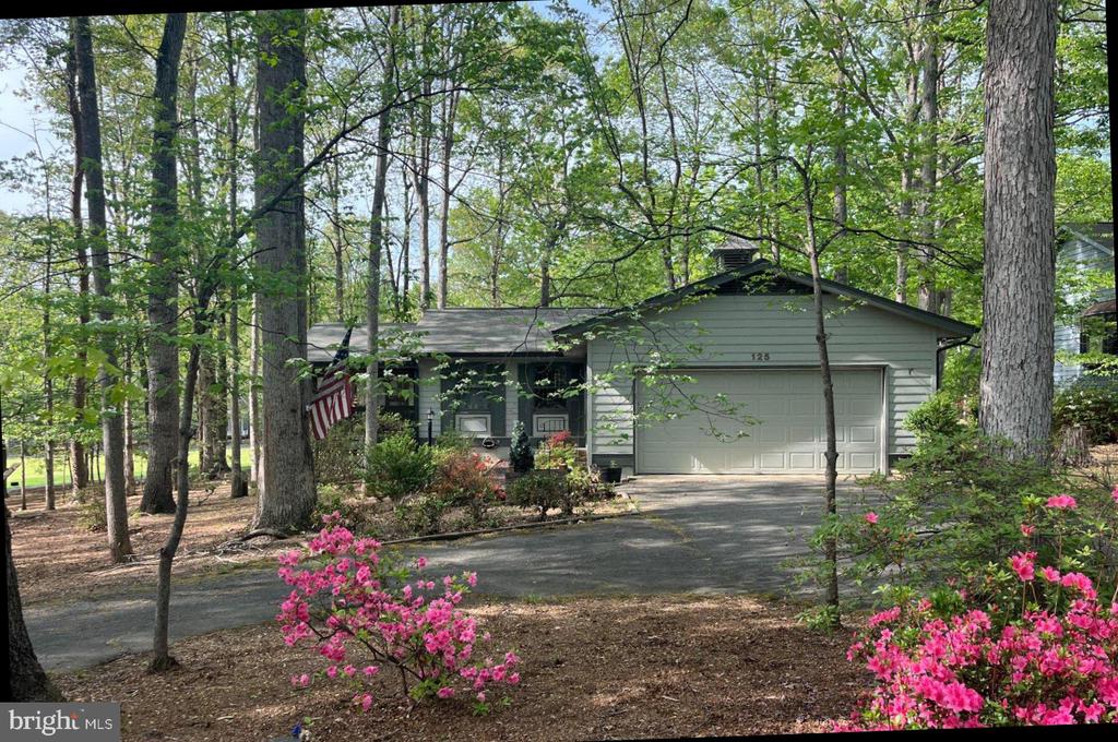 125 FAIRWAY DRIVE