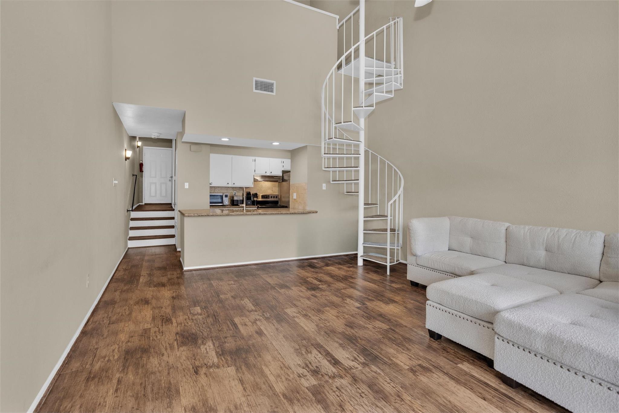 12500 Melville Drive # 331C