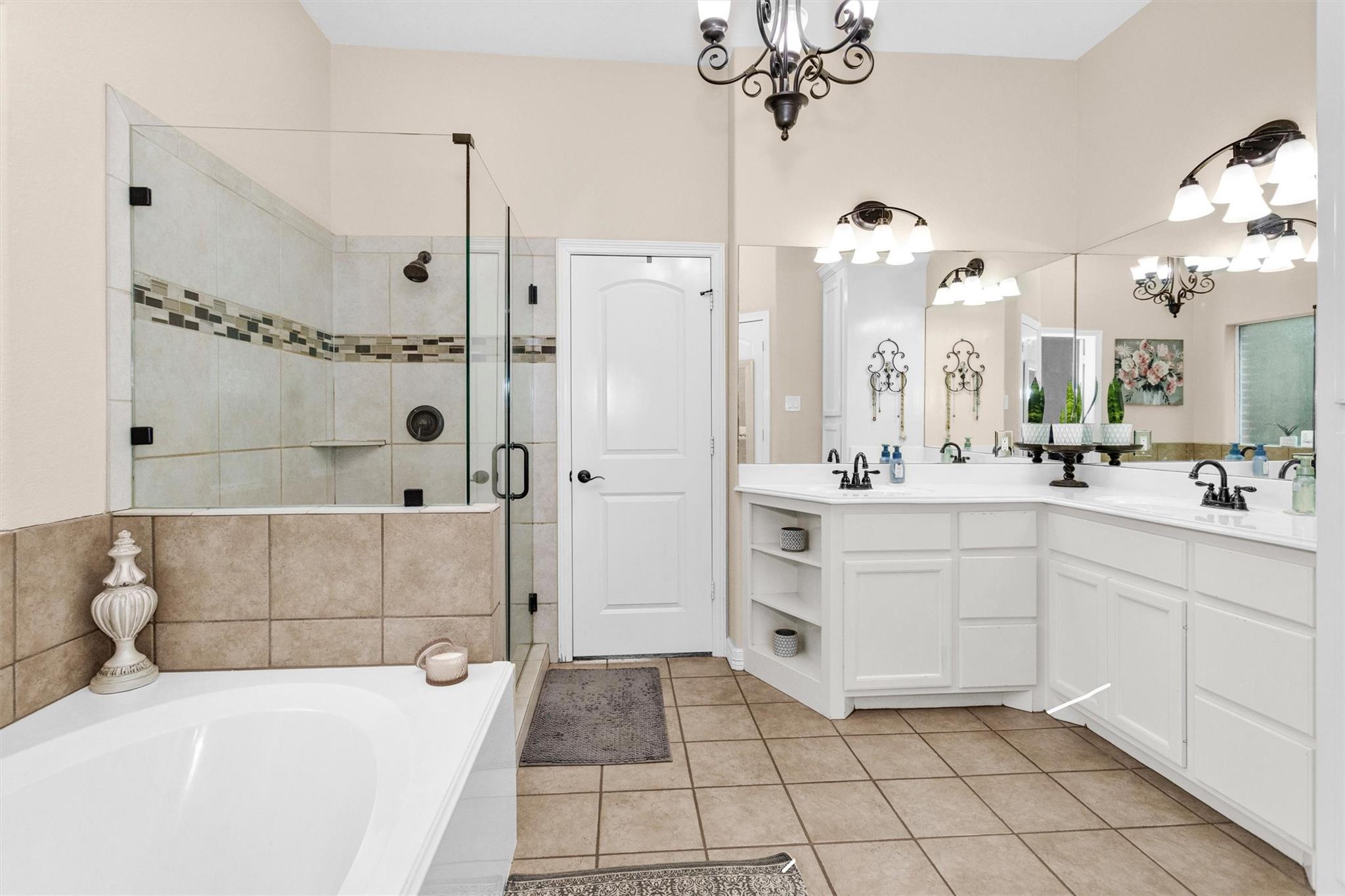 11232 Triple Crown Way