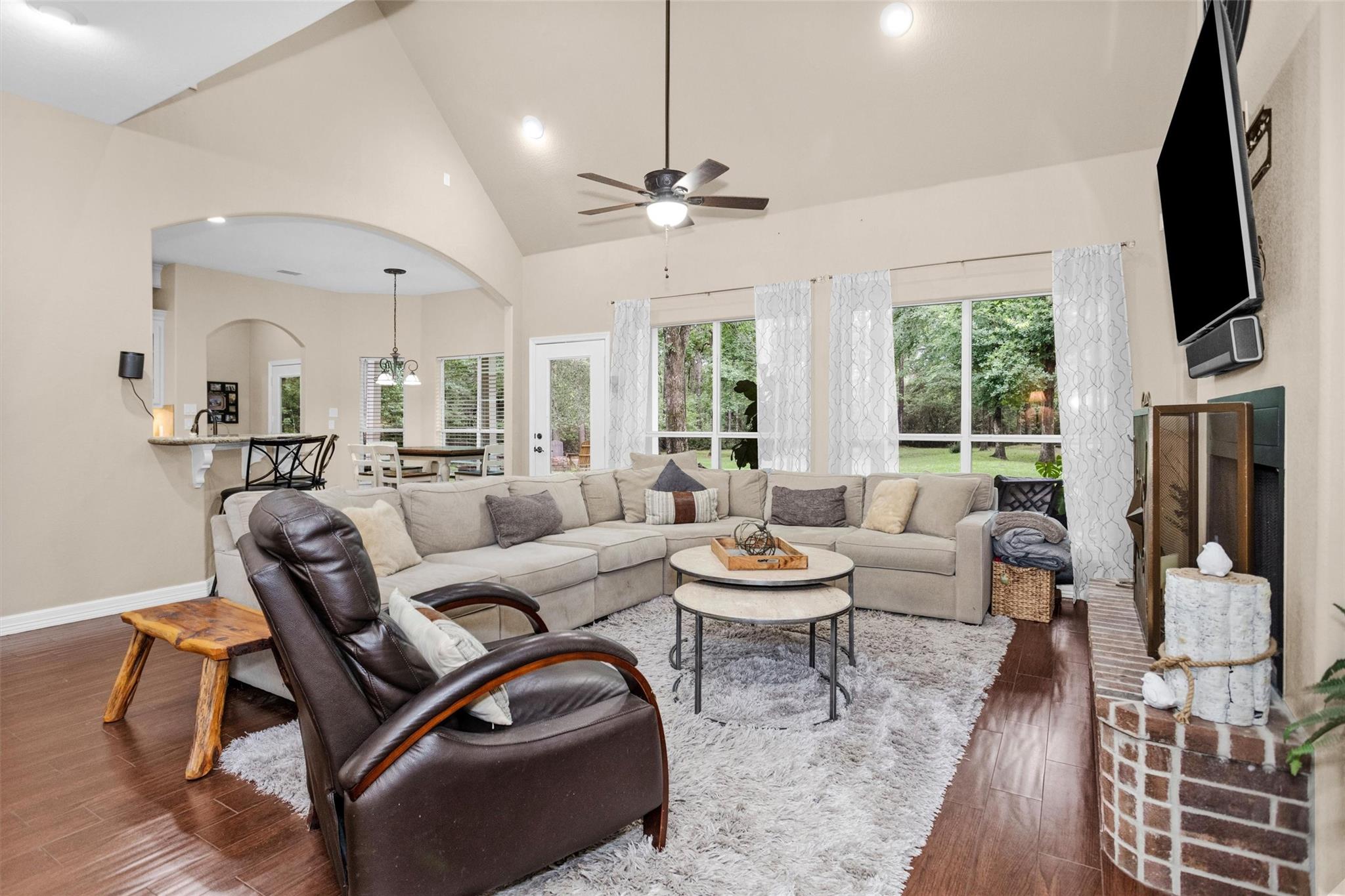 11232 Triple Crown Way